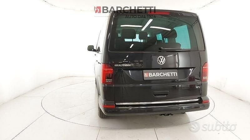 Usata VW Multivan Life 204 CV (150 kW) 2021 Nero Furgone