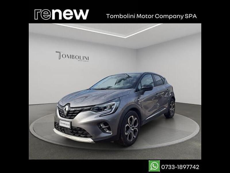 Usata Renault Captur Techno 145 CV (106 kW) 2023 Grigio scuro SUV