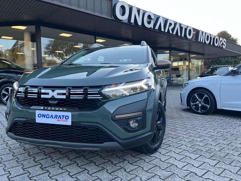 Nuova Dacia Sandero Extreme 101 CV (74 kW) 2025 Verde Utilitaria