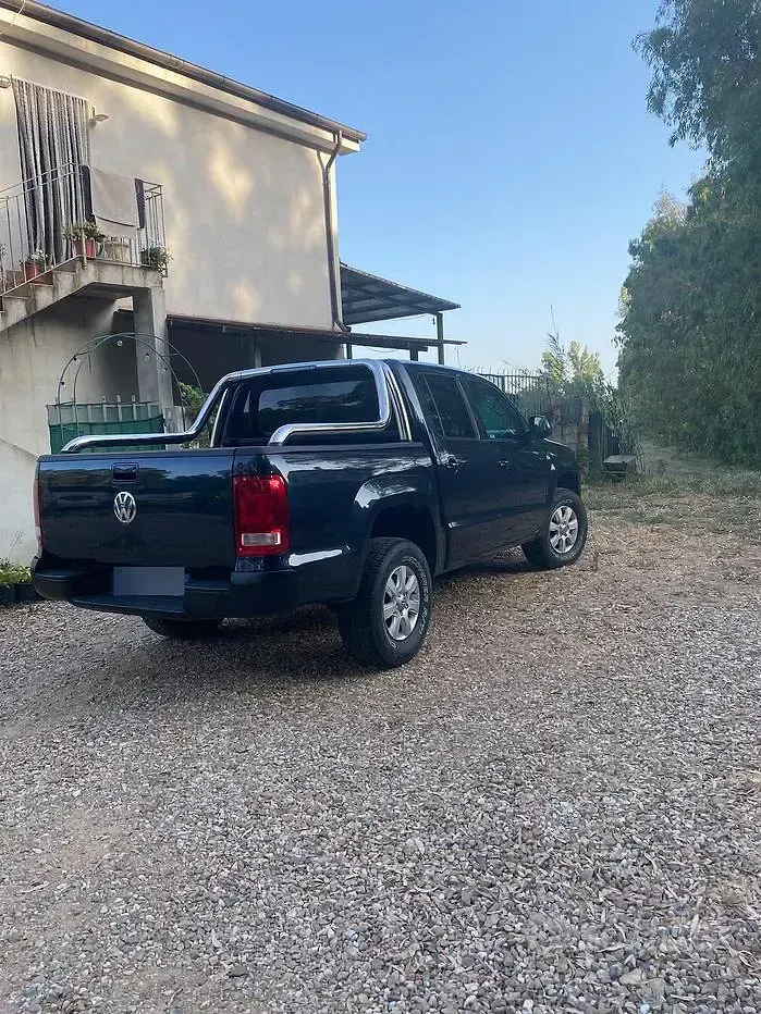 Usata VW Amarok 122 CV (89 kW) 2011 Nero Pick-up