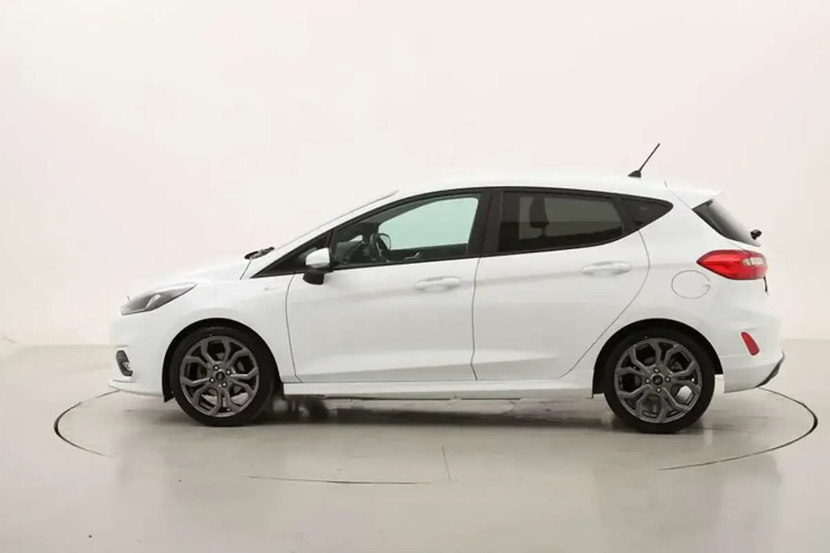 Usata Ford Fiesta ST-Line 125 CV (91 kW) 2022 Bianco Utilitaria