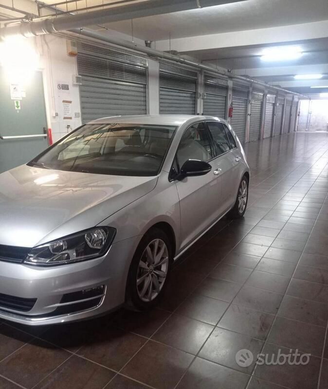 Usata VW Golf VII 110 CV (80 kW) 2015 Grigio Berlina
