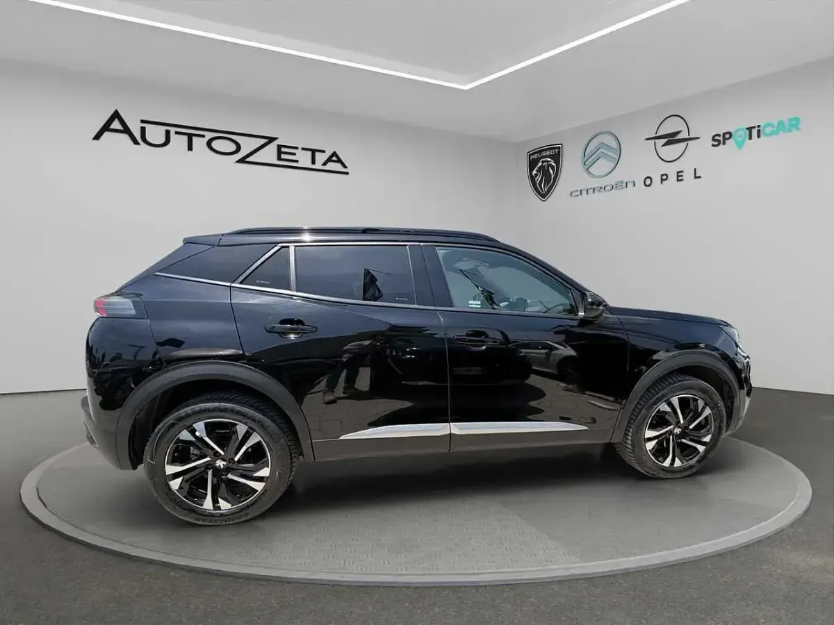 Usata Peugeot 2008 Allure 101 CV (74 kW) 2022 Nero SUV