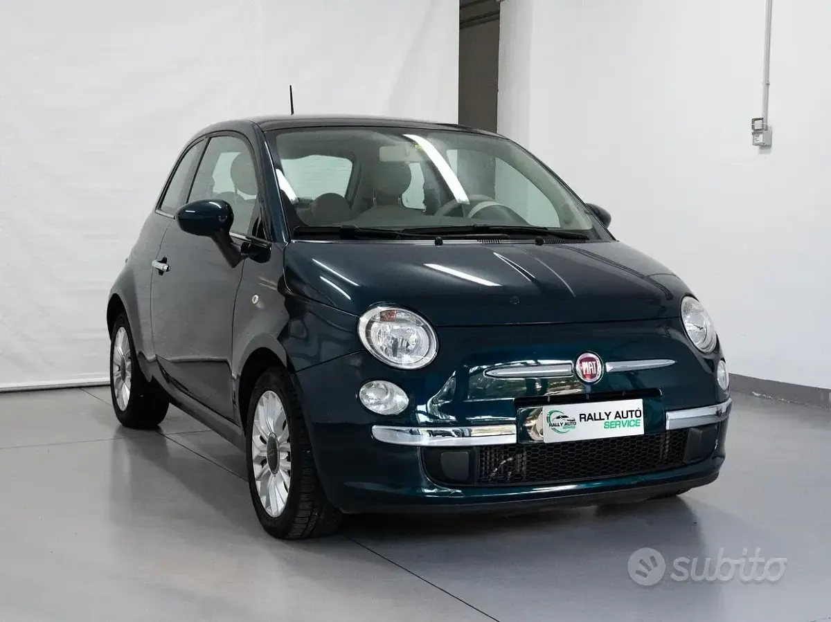 Usado Fiat 500 Lounge 95 CV (69 kW) 2015 Azul Berlina