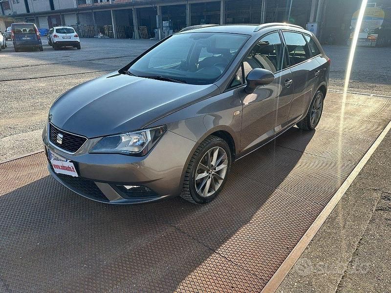 Usata Seat Ibiza ST I-Tech 75 CV (55 kW) 2015 Grigio scuro Station wagon