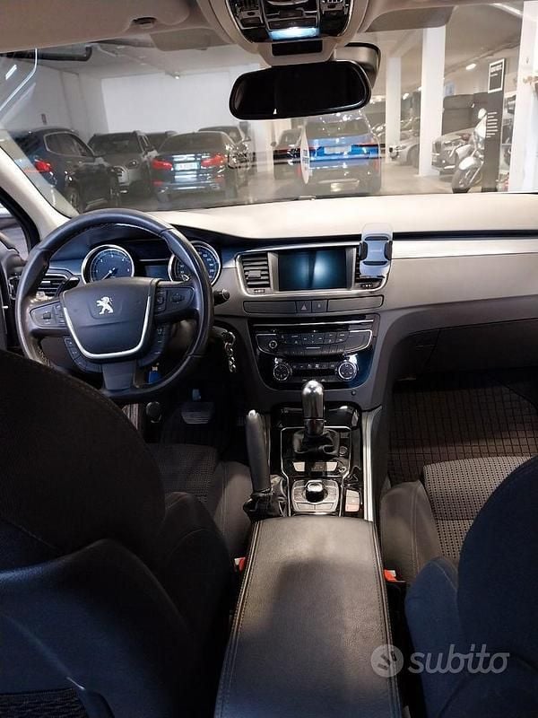 Usata Peugeot 508 112 CV (82 kW) 2011 Argento Berlina