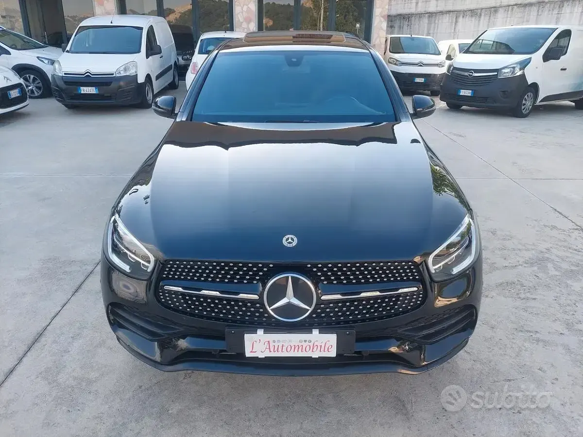 Usata Mercedes GLC220 AMG 194 CV (142 kW) 2022 Nero SUV