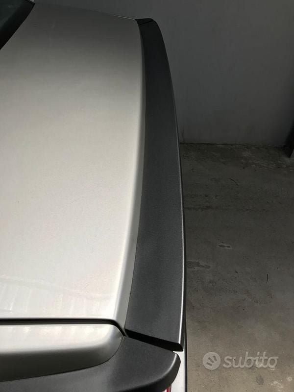 Usata Alfa Romeo 75 120 CV (88 kW) 1992 Grigio Berlina