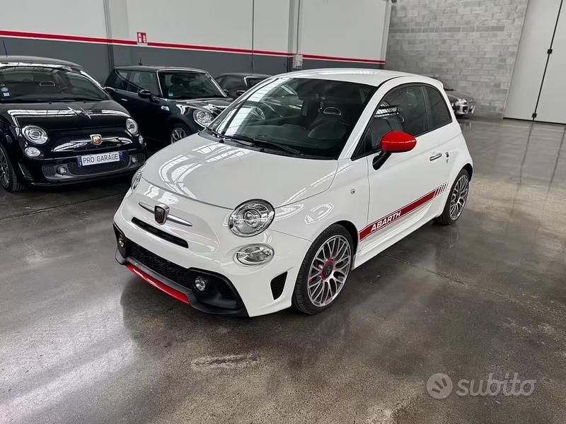 Usata Abarth 595 Turismo 165 CV (121 kW) 2017 Bianco Berlina
