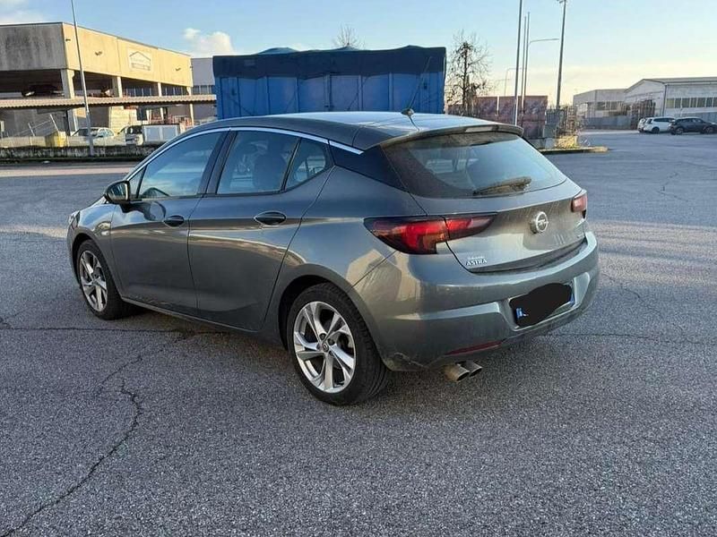 Usata Opel Astra Innovation 136 CV (100 kW) 2019 Grigio Berlina