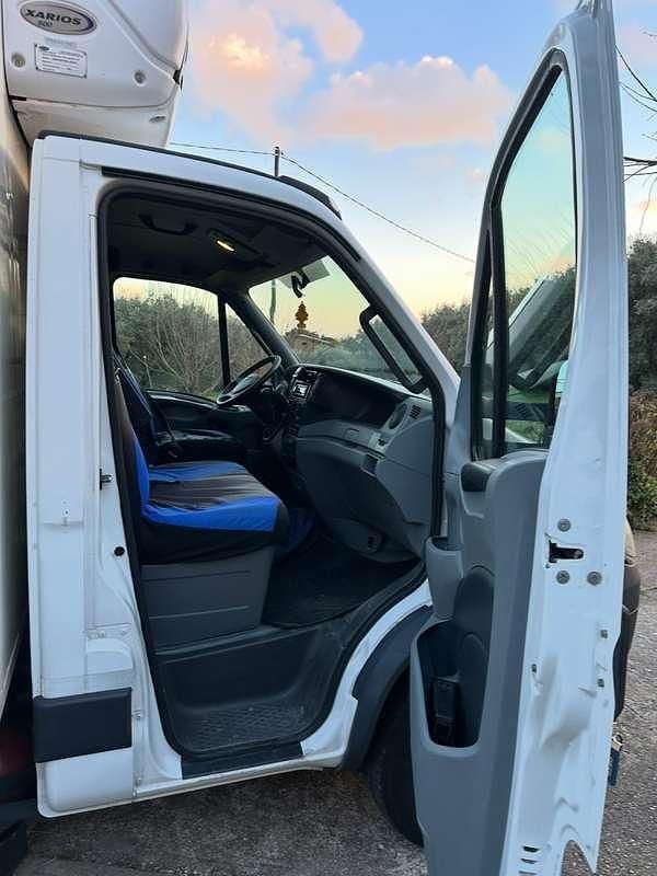 Occasion Iveco Daily 136 ch (100 kW) 2009