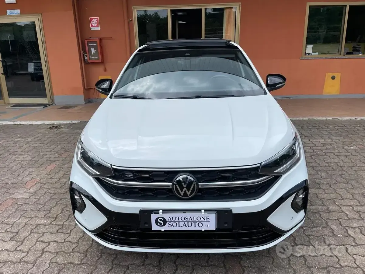 Usata VW Taigo R-line 116 CV (85 kW) 2024 Bianco SUV
