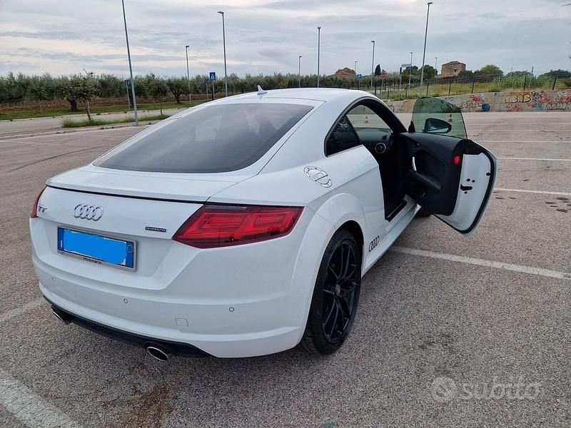Usata Audi TT Design 230 CV (169 kW) 2015 Bianco Coupé