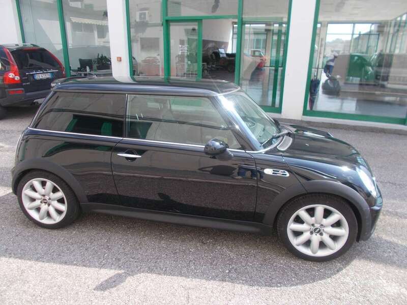 Usata Mini Cooper S 163 CV (119 kW) 2003 Nero Utilitaria