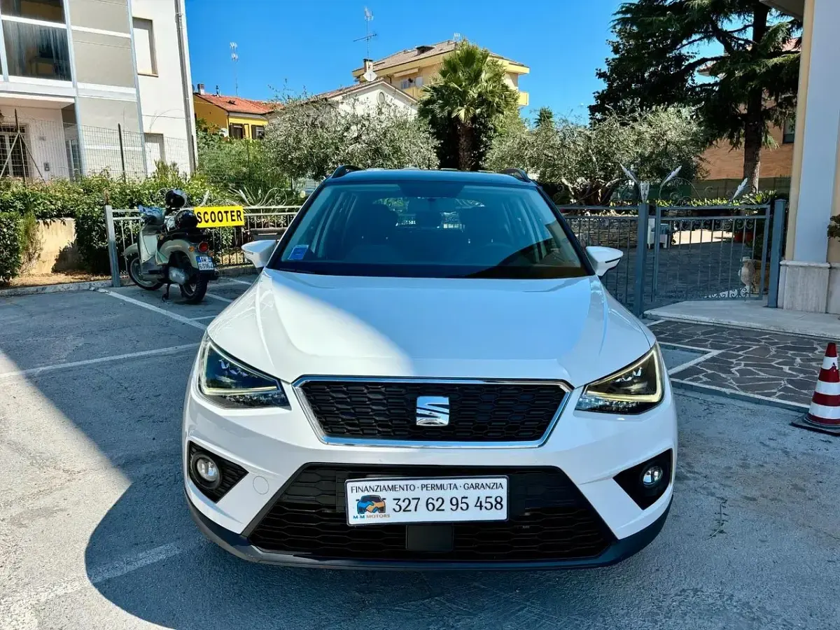 Usata Seat Arona XCELLENCE 89 CV (65 kW) 2021 Bianco SUV