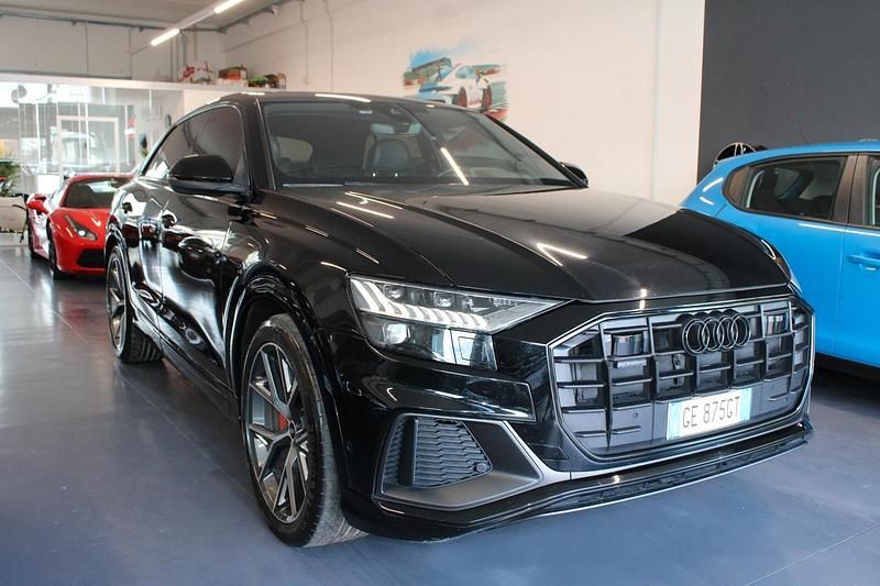 Usata Audi Q8 S-Line 286 CV (210 kW) 2021 Nero SUV