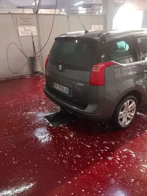Usata Peugeot 5008 Business-Line 163 CV (119 kW) 2011 Monovolume