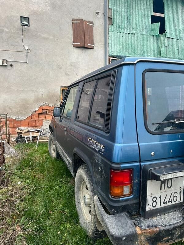 Usata Mitsubishi Pajero Top 100 CV (73 kW) 1989 Blu/azzurro SUV