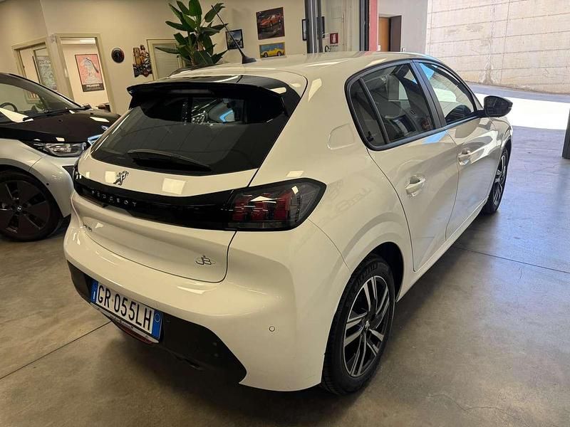 Usata Peugeot 208 Active 75 CV (55 kW) 2024 Bianco Utilitaria