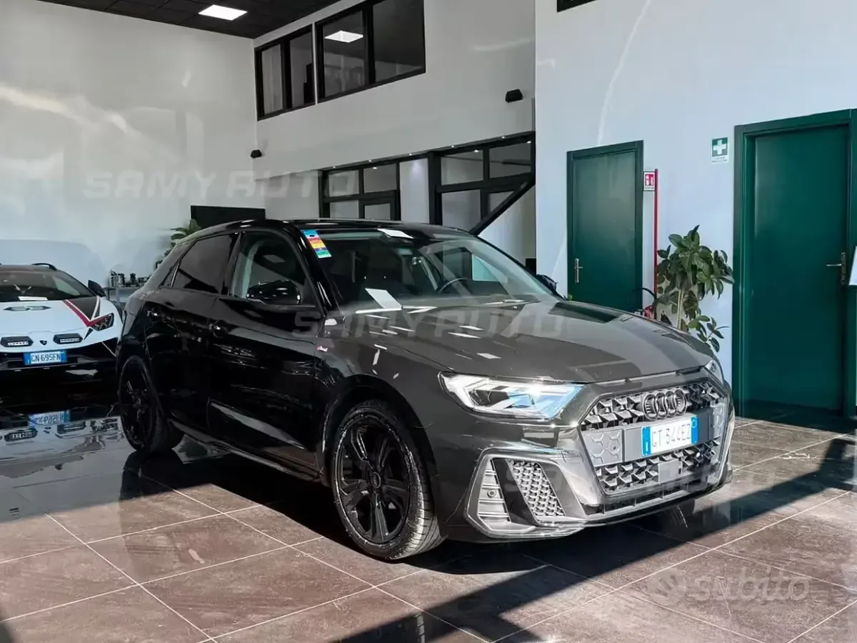 Usata Audi A1 S-Line 95 CV (69 kW) 2023 Nero SUV