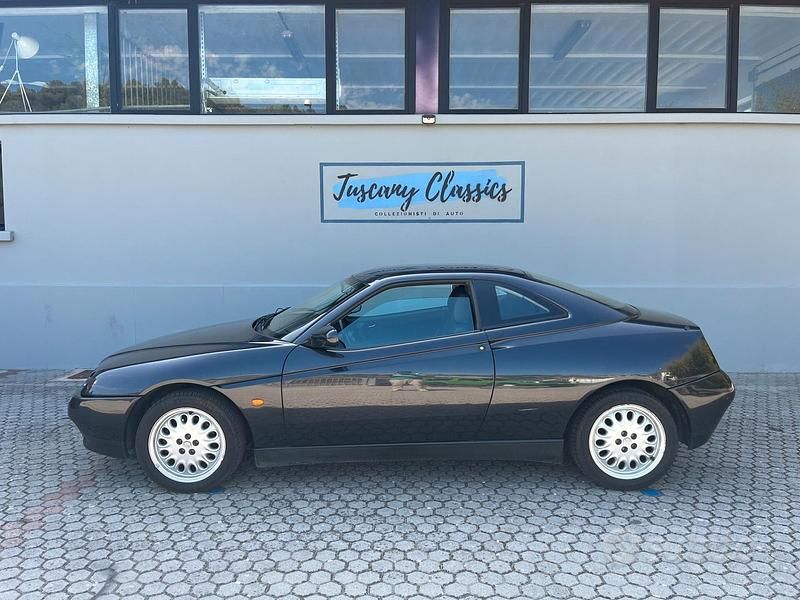 Nero Usata 1995 Alfa Romeo GTV Coupé | 17.000 € - Immagine 1/4