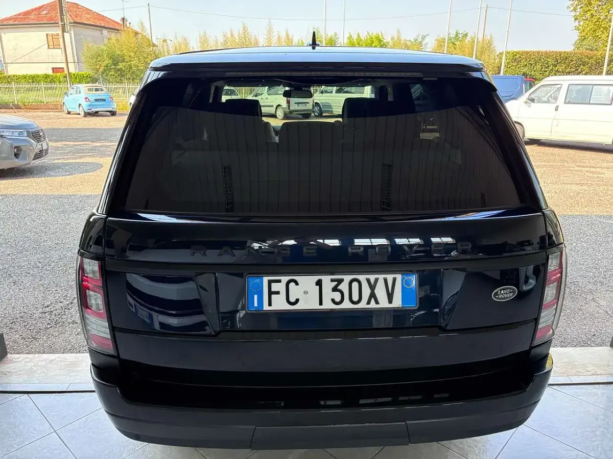 Usata Land Rover Range Rover Autobiography 249 CV (183 kW) 2016 Blu/azzurro SUV