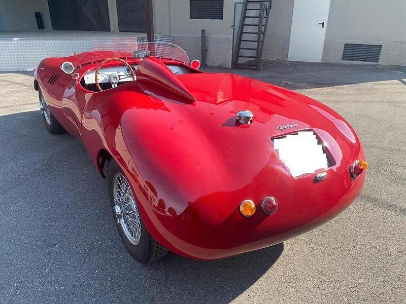 Usata Alfa Romeo Spider 97 CV (71 kW) 1963 Rosso Cabrio