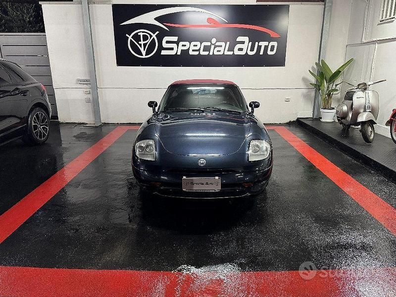 Usata Fiat Barchetta 130 CV (95 kW) 2002 Blu Cabrio