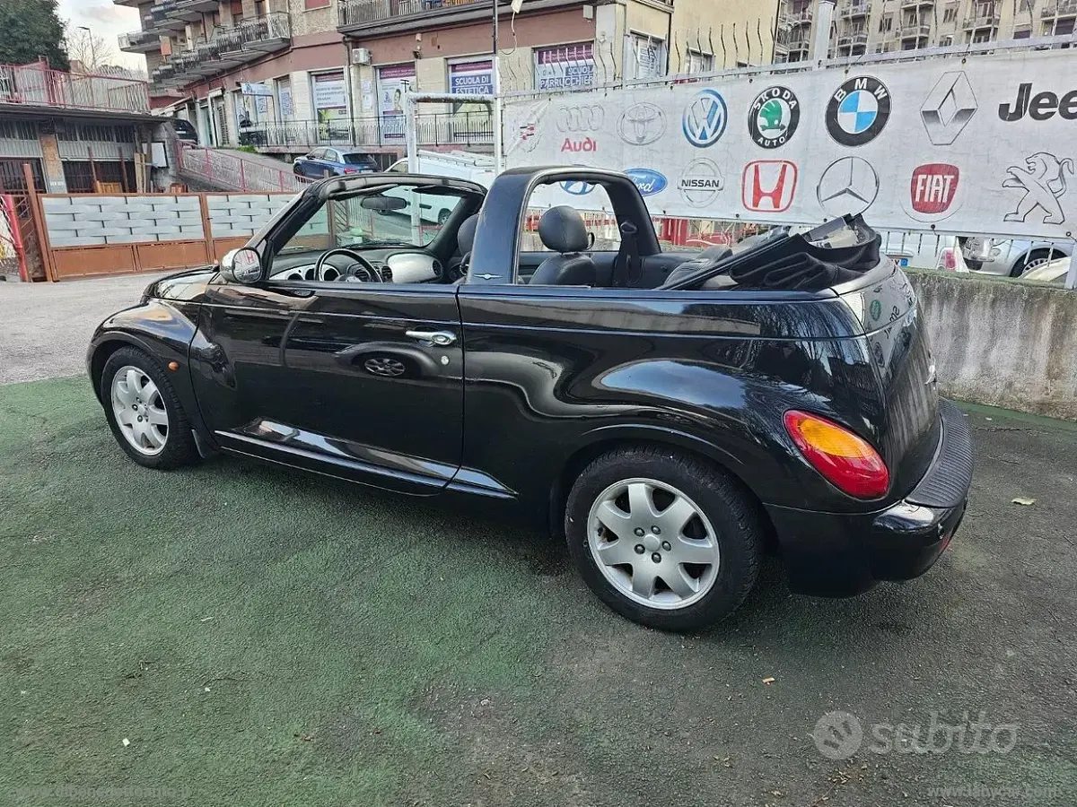 Usata Chrysler PT Cruiser Limited 143 CV (105 kW) 2004 Cabrio