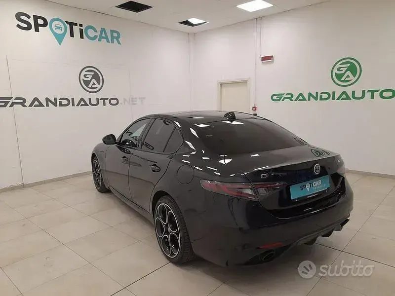 Usata Alfa Romeo Giulia Competizione 280 CV (205 kW) 2024 Nero Berlina