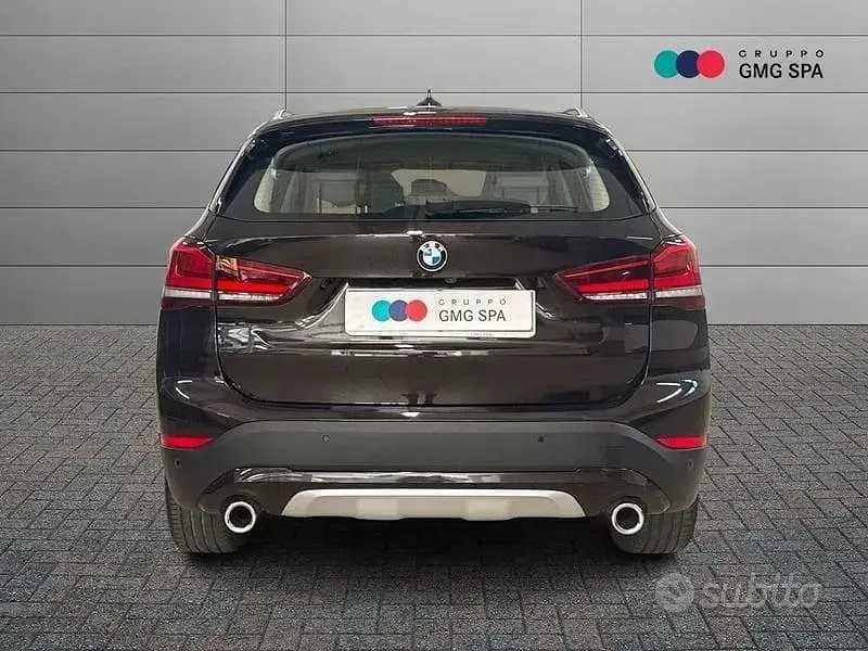 Usata BMW X1 Comfort Edition 150 CV (110 kW) 2021 Marrone SUV