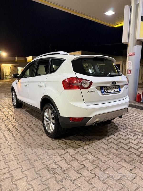 Usata Ford Kuga 2011 Bianco SUV