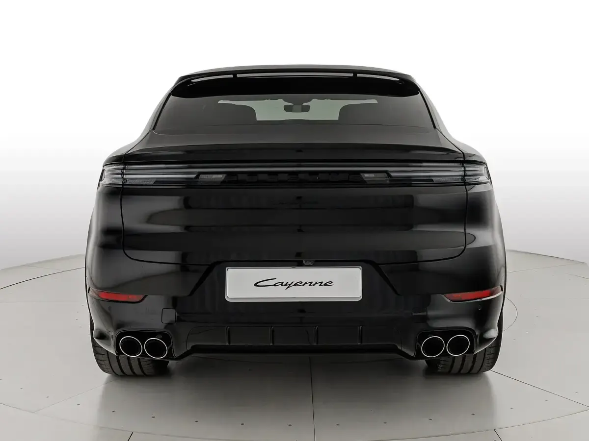 Nuova Porsche Cayenne 2026 Nero cromite metallizzato SUV