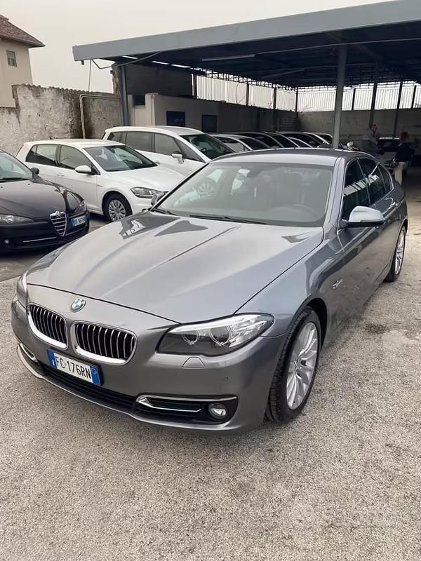 Usata BMW 525 Efficient Dynamics 218 CV (160 kW) 2016 Grigio Berlina
