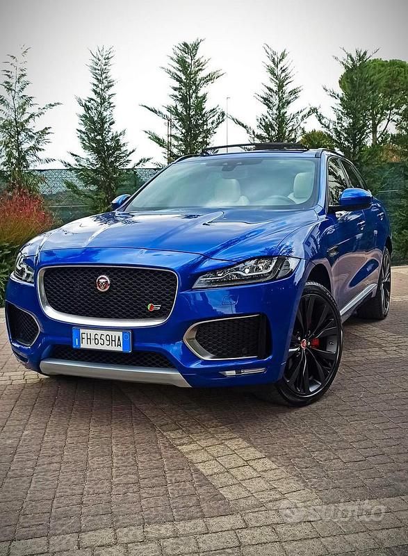 Usata Jaguar F-Pace First Edition 300 CV (220 kW) 2017 Blu SUV