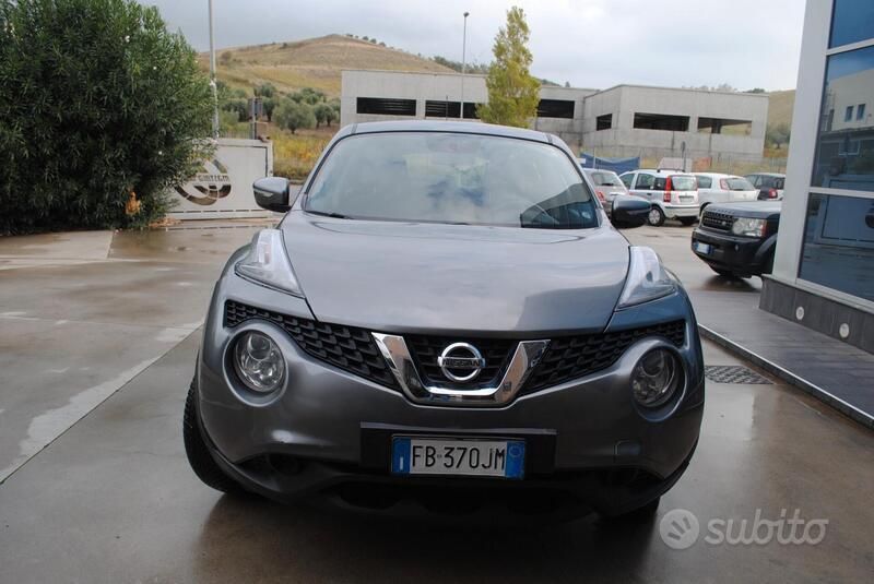 Usata Nissan Juke Visia 110 CV (80 kW) 2015 Grigio SUV