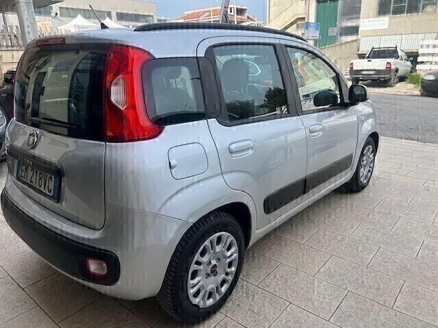 Usata Fiat Panda Lounge 75 CV (55 kW) 2012 Grigio Utilitaria