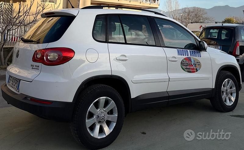 Usata VW Tiguan 140 CV (102 kW) 2011 Bianco SUV