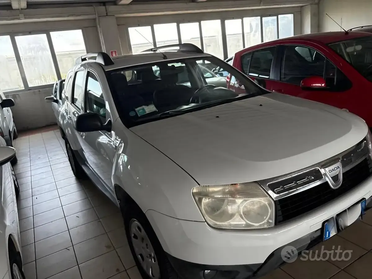 Usata Dacia Duster 105 CV (77 kW) 2011 Bianco SUV