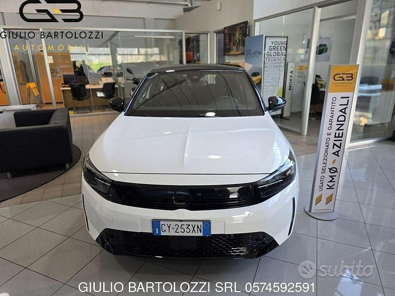Usata Opel Corsa 101 CV (74 kW) 2025 Bianco Utilitaria