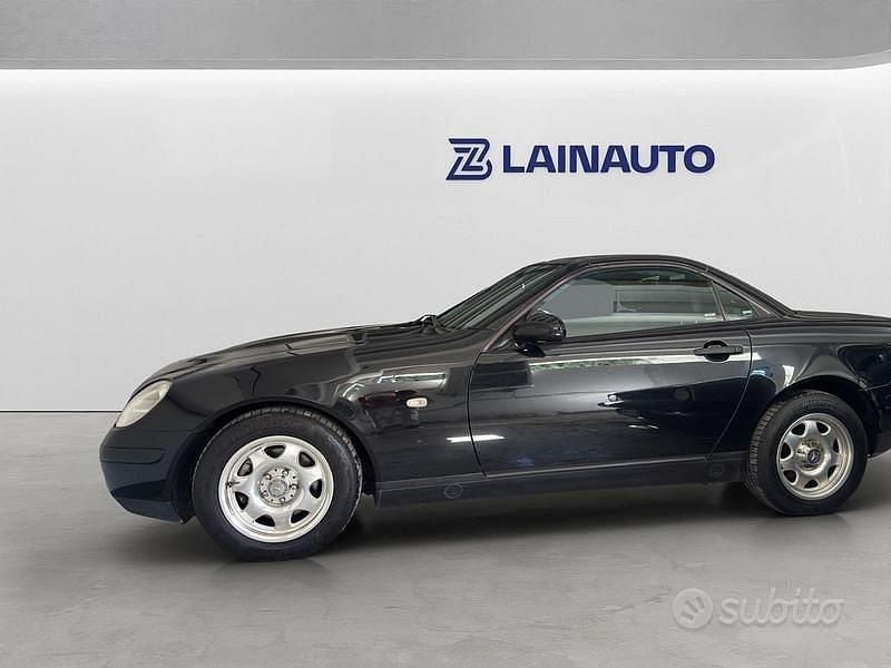 Usata Mercedes SLK200 136 CV (100 kW) 2000 Other Cabrio