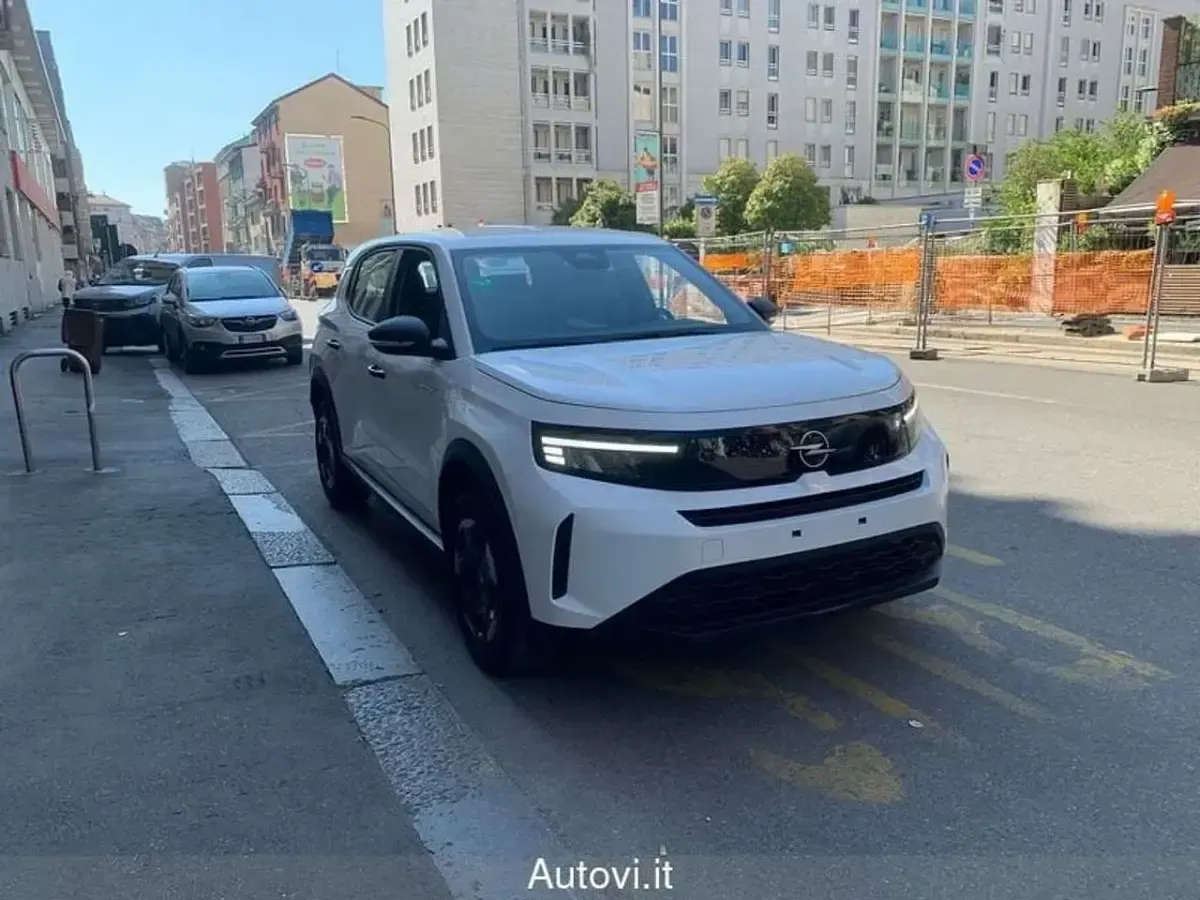 Nuova Opel Frontera Edition 110 CV (80 kW) 2026 Bianco SUV
