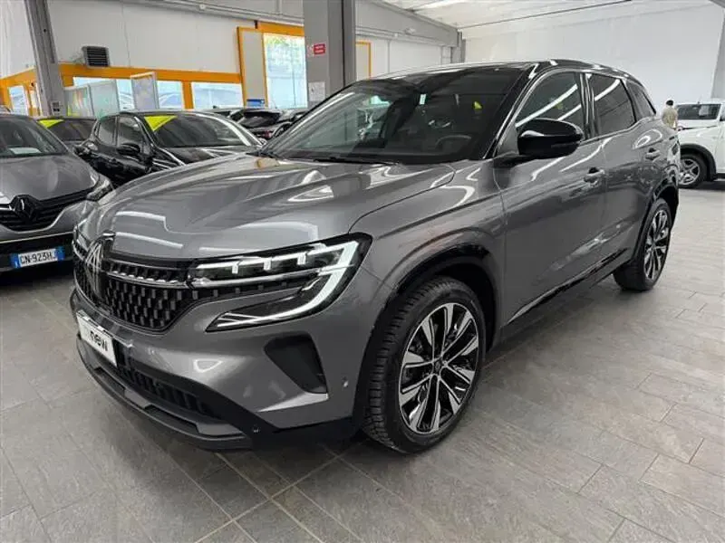 Usata Renault Austral Techno 200 CV (147 kW) 2026 Grigio scuro SUV