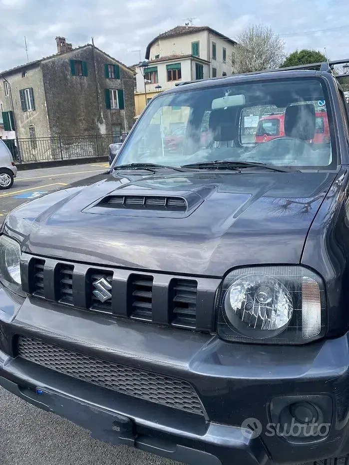 Usata Suzuki Jimny 85 CV (62 kW) 2014 SUV