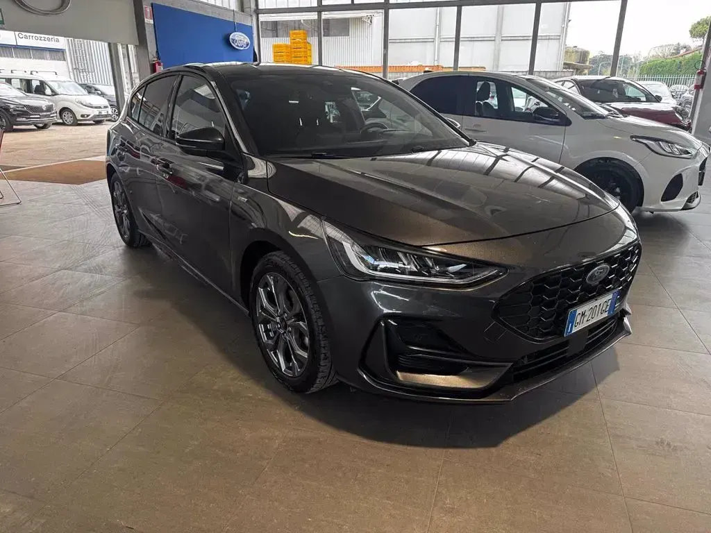 Usata Ford Focus ST-Line 125 CV (91 kW) 2023 Grigio Berlina