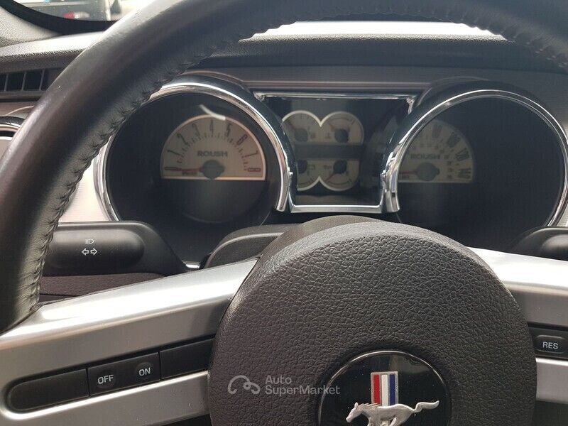 Usata Ford Mustang GT 300 CV (220 kW) 2009 Gray Berlina