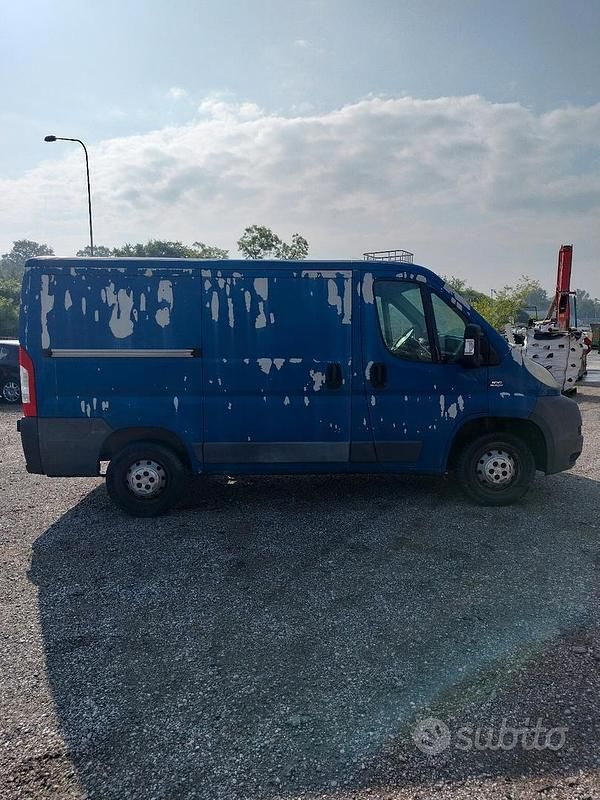 Usata Fiat Ducato 110 CV (80 kW) 2010 Blu Furgone