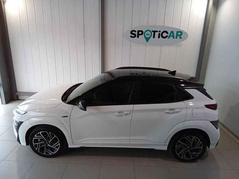 Usata Hyundai Kona N Line 120 CV (88 kW) 2022 Bianco SUV