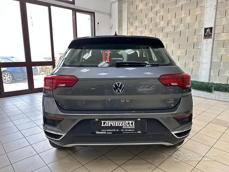 Usata VW T-Roc 150 CV (110 kW) 2021 Grigio SUV