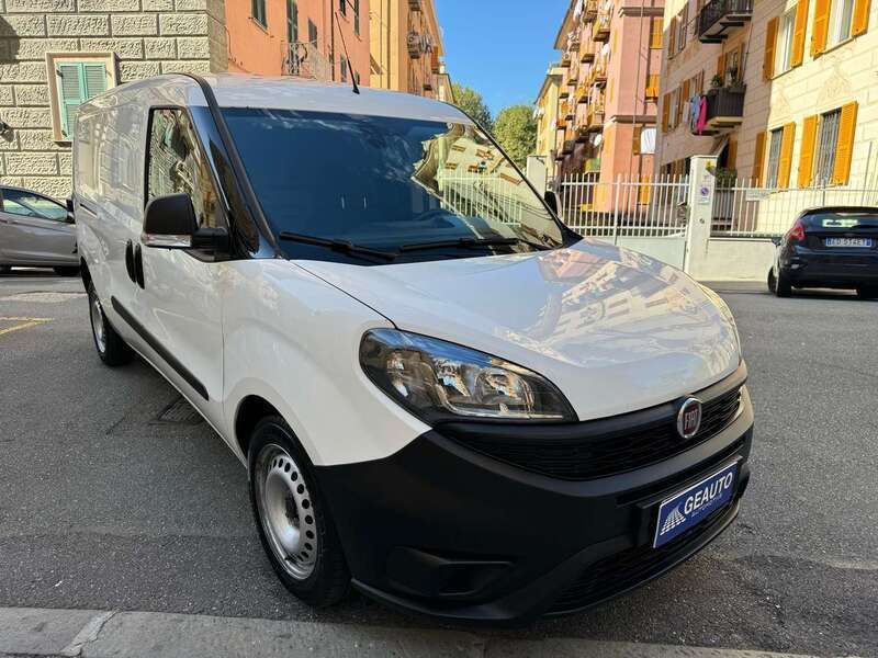 Bianco Usata 2021 Fiat Doblò S Monovolume | 6950 € - Immagine 1/4